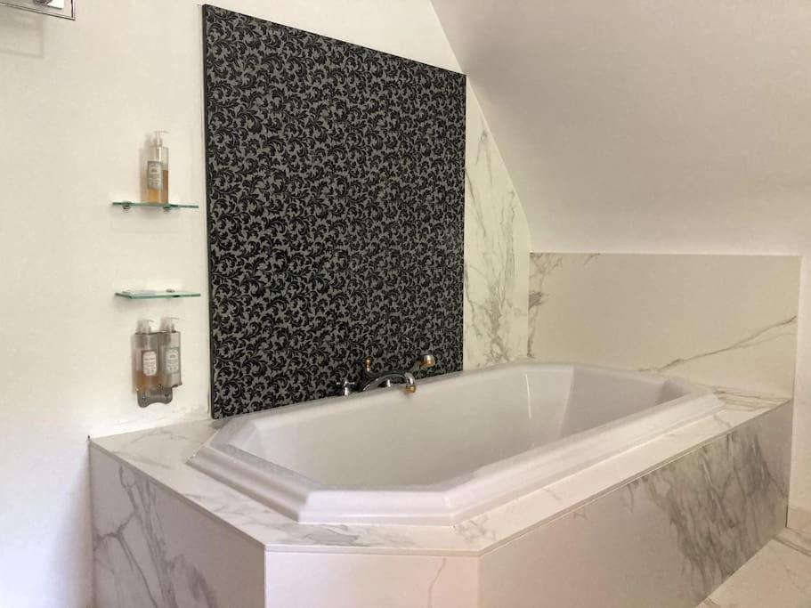 La Forge De La Coudraie Bed & Breakfast Pleugueneuc Luaran gambar